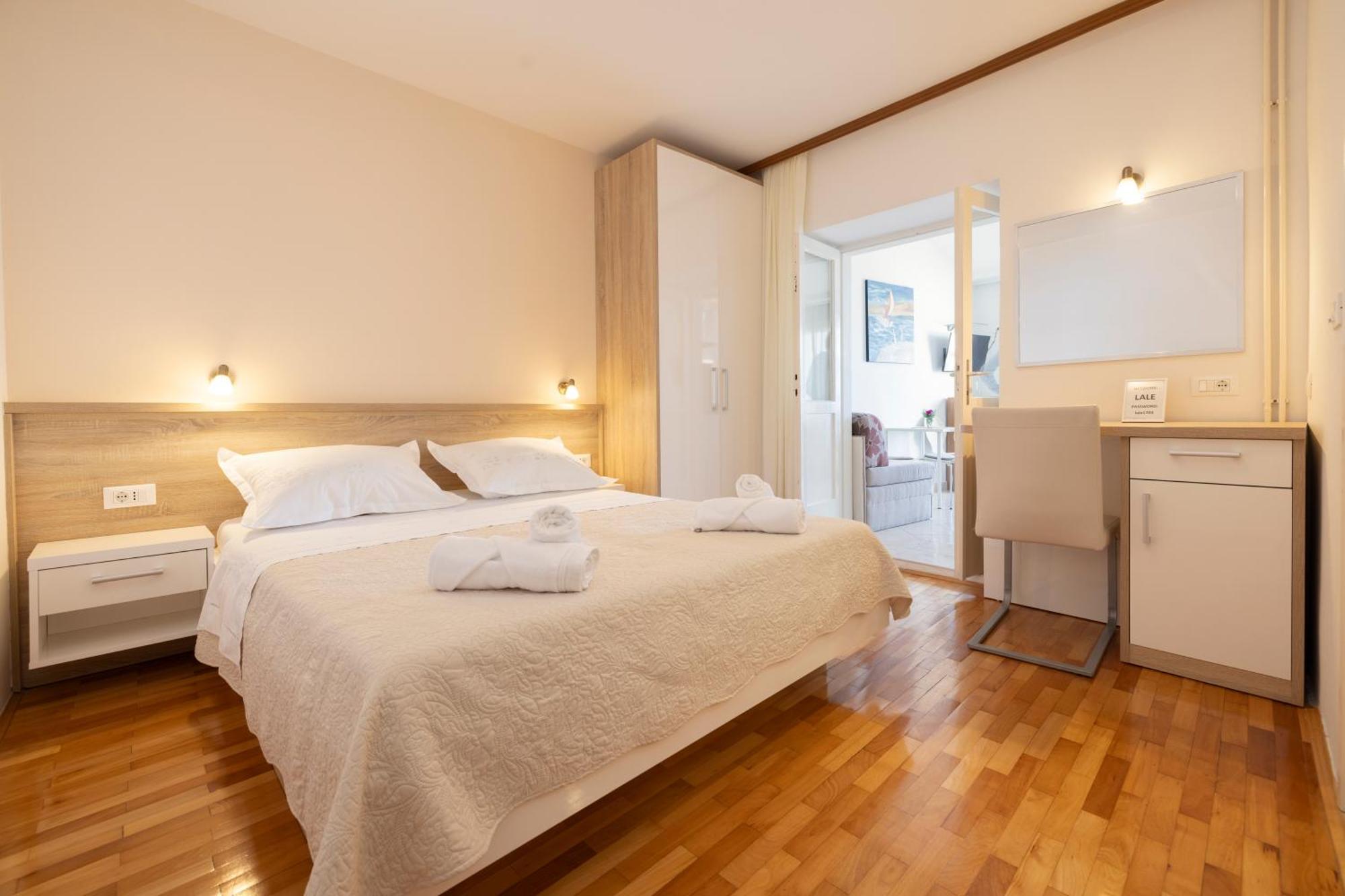 Apartmans Lale Brela Exterior foto